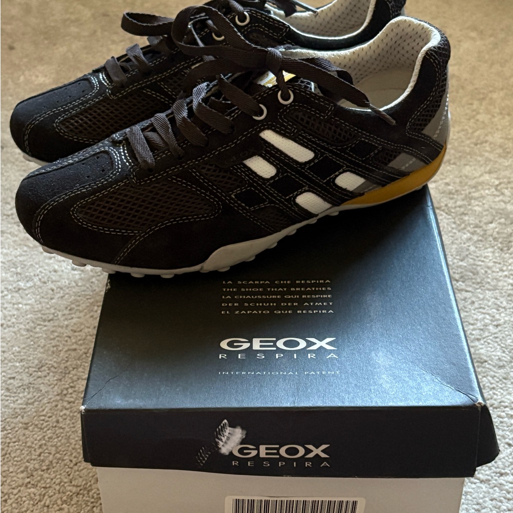 Geox Men’s Dark Brown And White Sneakers With Yellow Accent